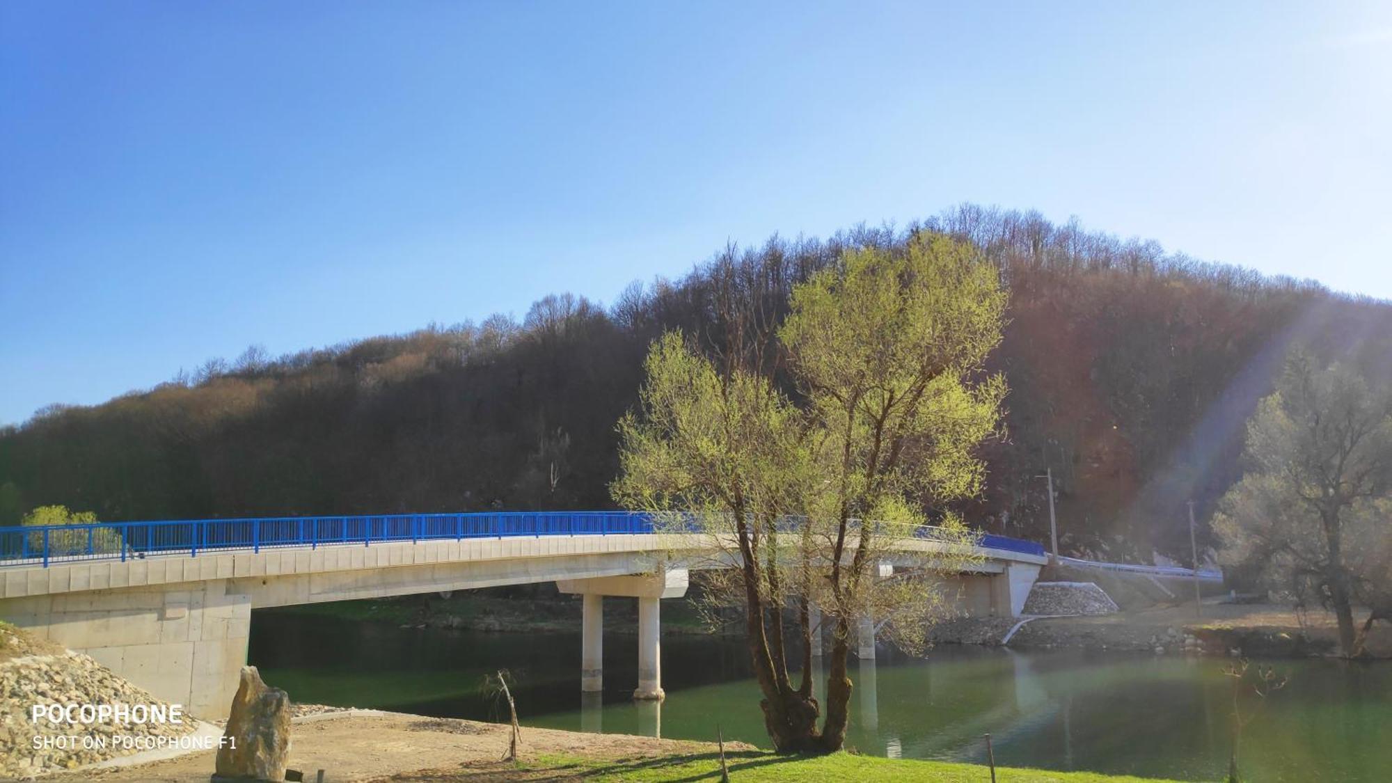 Smaragd River Near Rastoke & Plitvice Lakes Slunj Exterior photo